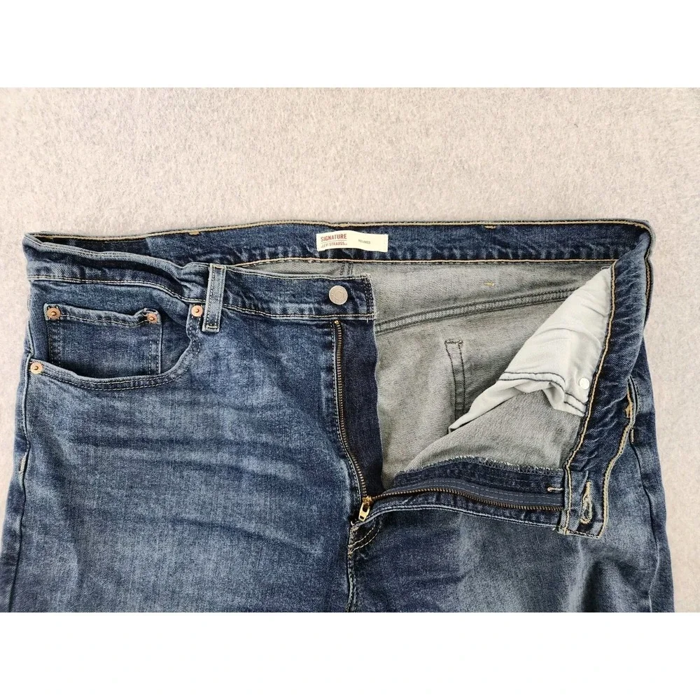 Levi Strauss Signature Men Relaxed Fit Cotton Denim Work Jeans 42x32 Medium Blue